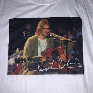 Oversized Kurt Cobain shirt